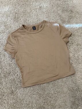 SHEIN Tan Short Sleeve Crop Top, Medium